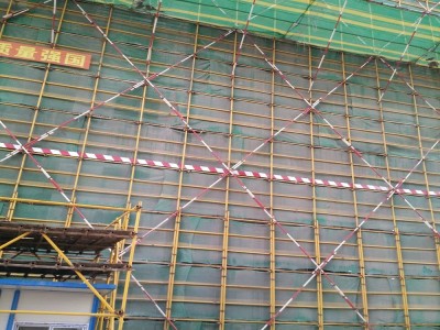 鋼管腳手架搭設(shè)圖腳手架搭設(shè)圖