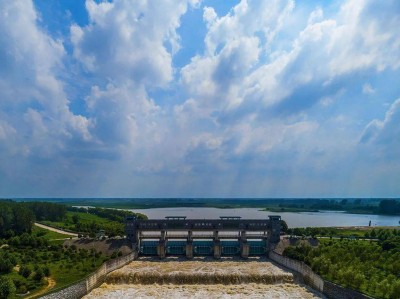 泄洪閘門泄洪閘