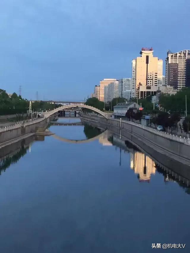 通過(guò)一級(jí)建造師考試，公司有啥獎(jiǎng)勵(lì)呢？對(duì)職業(yè)生涯有啥幫助呢？  第2張