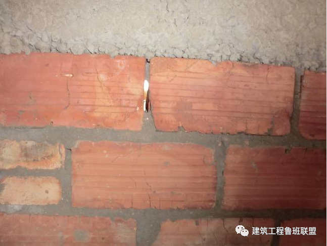 墻面為什么總開裂？15個原因，施工請注意！  第6張
