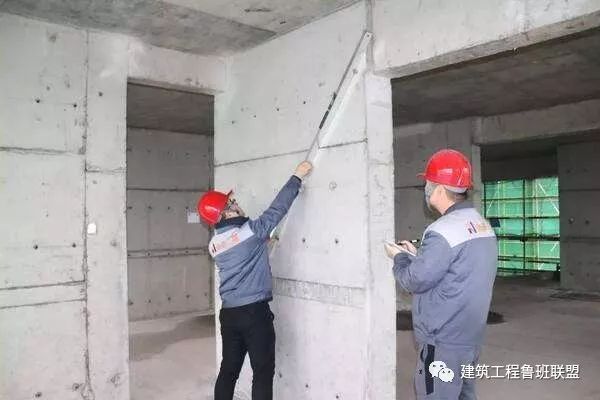 施工現場質量檢查的八字真經：看、摸、敲、照、靠、量、吊、套  第5張